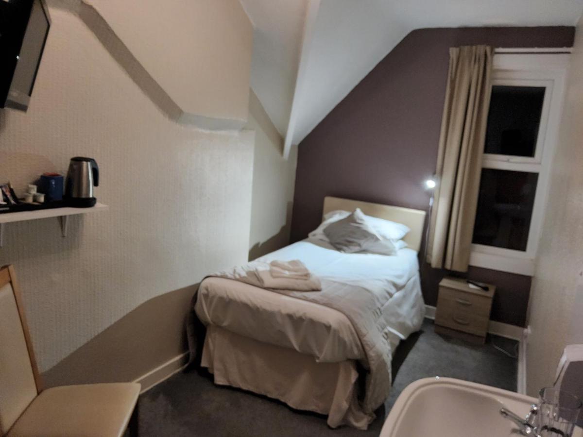 The Avenue Hotel Grantham Extérieur photo